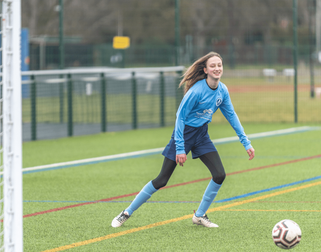 Tallulah-girls-football-newark