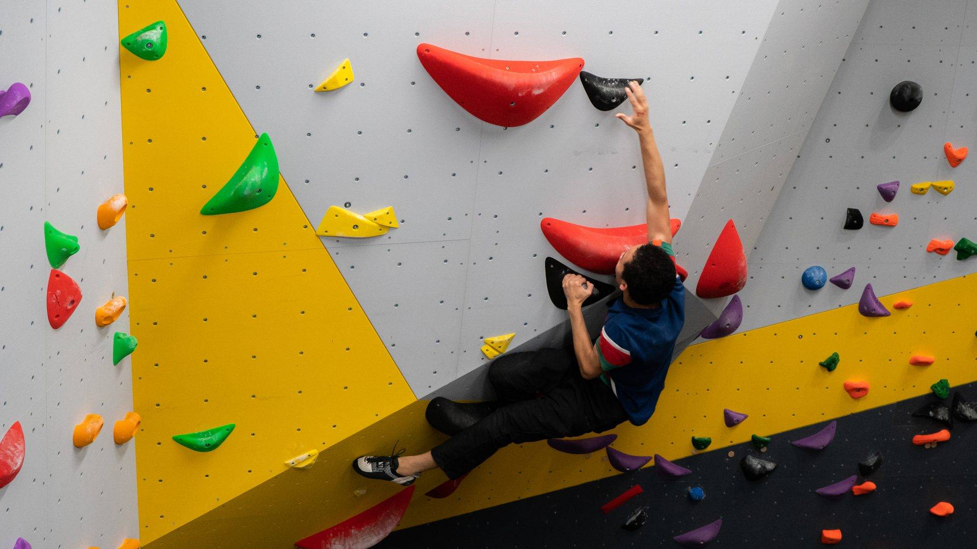 Climbing Wall Indoor Rock Climbing YMCA Newark & Sherwood